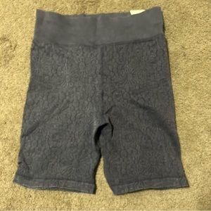 NWT Aerie bike short